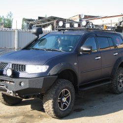 Pajero Sport 3 Dark Blue