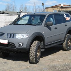 Mitsubishi Pajero Sport 3