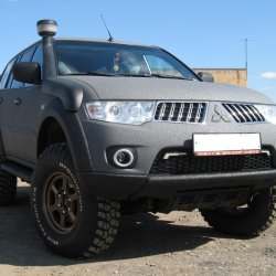 Mitsubishi Pajero Sport 3