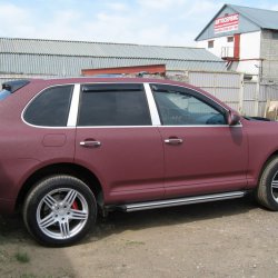 Porsche Cayenne Cherry