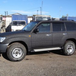 Toyota Land Cruiser 105