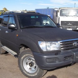 Toyota Land Cruiser 105