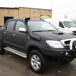 Toyota Hilux BlackFull