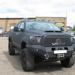 Toyota Tundra BlackOut