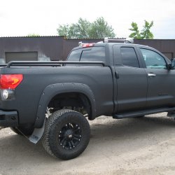 Toyota Tundra BlackOut