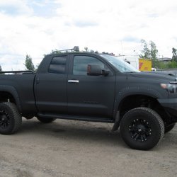 Toyota Tundra BlackOut