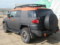 Toyota FJ Cruiser Orange-Black