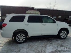 Toyota Sequoia