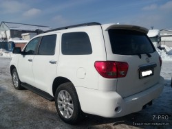Toyota Sequoia