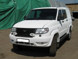 UAZ Patriot PickUP Kung White