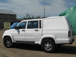 UAZ Patriot PickUP Kung White